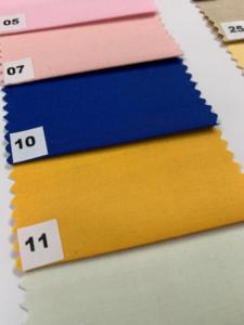 ผ้าเชิ้ตคุณภาพสูง ผสมโพลีเอสเตอร์/คอตตอน กว้าง 58 ซม. แบบย้อมสีพื้น สำหรับชุดสูทผู้ชาย ผู้หญิง และเด็กผู้ชาย ตัวเลือกที่ดี - Product Image 2