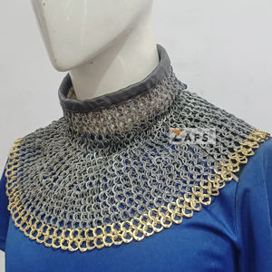 Collier de manteau d'évêque en mailles de chaîne de chevalier médiéval, acier doux de 9 mm, rivets plats avec anneaux de rondelle, garniture en cuir, armure de cou, costume - Product Image 3