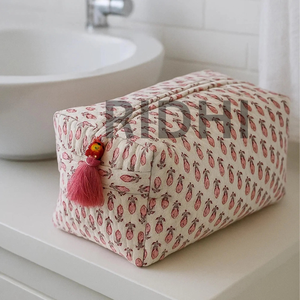 Handmade Vintage Style Reusable Eco-Friendly Quilted Tote <b>Bag</b> Zipper Closure Durable Portable for <b>Travel</b> for Cosmetic <b>Makeup</b> - Product Image 1