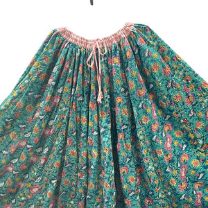 Belles conceptions florales main bloc impression Unique fleur motif tissu de coton léger pour l'été tenue décontractée doux - Product Image 1