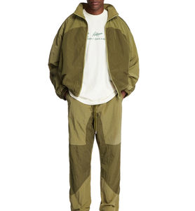 Survêtement coupe-vent d'été personnalisé Survêtement de rue respirant Grande taille 100% survêtement coupe-vent en nylon et polyester - Product Image 1