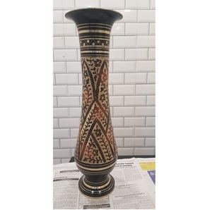 Florero de Metal de aluminio y latón de diseño moderno personalizable, Decoración de mesa de suelo hecha a mano para interiores y exteriores para bodas - Product Image 4