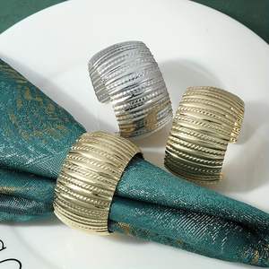 Anillos de Servilleta con Textura Acanalada Clásica y Elegante, Juego de Porta Servilletas para Bodas Modernas de Lujo, Accesorios para Mesa de Comedor de Restaurante - Product Image 5