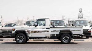OFFRE SPÉCIALE 2025 LANDCRUISERS LC79 4,0 LITRES AT BLANC 4X4 - Product Image 4