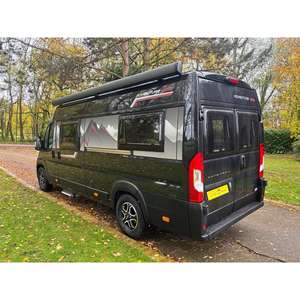 Autocaravana Auto-Trail Adventure 65 con Transmisión Automática, Aluminio Negro - Product Image 5