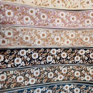 ผ้าลูกไม้ตาข่ายแบบนิ่มสำหรับสุภาพสตรีผ้าลูกไม้ปักลายดอกไม้ดีไซน์แฟชั่น - Product Image 1