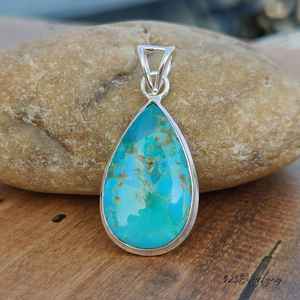 Collar de Plata de Ley 925 con Colgante de Turquesa Kingman, Joyería de Turquesa Azul Kingman Genuina, Certificado IGI, Lujo Tibetano - Product Image 1