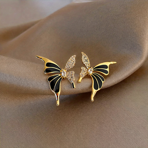 Pendientes de Botón de Mariposa de Oro Puro de 14K o Plata con Esmalte Negro y Diamantes de Laboratorio de Estilo Elegante y Lujoso con Detalles de Estrás - Product Image 1