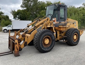 Cargadora de Orugas 621B XT de 1998 - Motor Cummins, Bomba Parker, Alta Eficiencia, Duradera y Potente, Lista para el Trabajo - Product Image 6