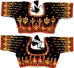 เสื้อที่สวยงามด้วยงานด้ายและงานกระจกฟอยล์ - Product Image 3