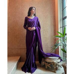 Saris pakistanais en satin élégants et stylés, faits à la main, silhouette fourreau avec taille empire, achetez en ligne - Product Image 2