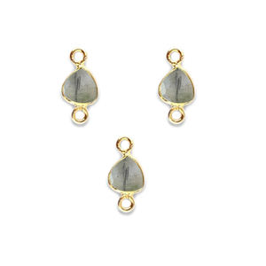 Conector de bisel de corte facetado con forma de trillón de rutilo negro 6mm Oro Plata de ley Vermeil con chapado en rodio - Product Image 1