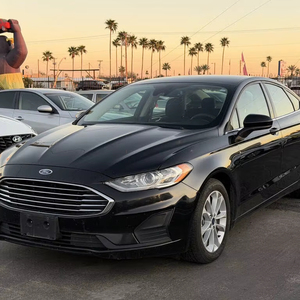 Ford Fusion Hybrid SE FWD 2020 d'occasion en excellent état, sans accident, conduite à gauche/droite - Product Image 1