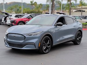 ฟอร์ด มัสแตง มัค-อี ซีเล็ค ไฟฟ้า ขับเคลื่อนสี่ล้อ ปี 2024 มือสอง - Product Image 3