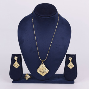 Conjunto de colgante de formación Conjunto de colgante personalizable Conjunto de colgante de oro para mujer Regalo para ella Cobre y Latón chapado en oro laminado - Product Image 1