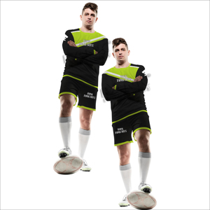 Conjunto de camiseta atlética y pantalones cortos para hombre con cintura elástica Conjunto de camiseta y pantalones cortos de moda para hombre Aspecto informal de calle - Product Image 4