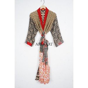 Kimono en soie à motifs floraux patchwork, robe vintage pour femmes, robe de bain maxi, robe de chambre, 100% soie - Product Image 6