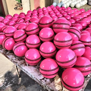 Pelota dura de críquet de alta calidad color personalizado hecho en Pakistán - Product Image 1