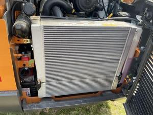 2025 SV280 Skid Steer Loader Chargeur sur roues avec moteur avant et roulement essentiel pour le travail Achetez aujourd'hui! - Product Image 2