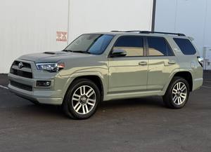 รถยนต์โตโยต้า ฟอร์จูนเนอร์ TRD Sport ปี 2022 รุ่น Certified Pre-Owned พร้อมบริการจัดส่งถึงบ้าน! - Product Image 2