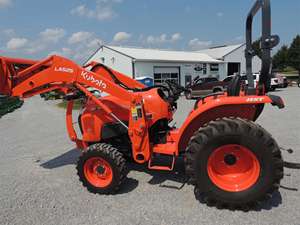 Livraison rapide en stock tracteur agricole KUBOTA 4WD de grande puissance acheter un tracteur agricole de qualité supérieure au prix de gros - Product Image 2