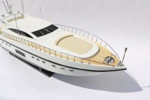 MODÈLE DE BATEAU EN BOIS MANGUSTA 108 COQUE NOIRE-MODÈLE DE BATEAU ARTISANAT POUR LA DÉCORATION-CADEAU DE HAUTE QUALITÉ - Product Image 4