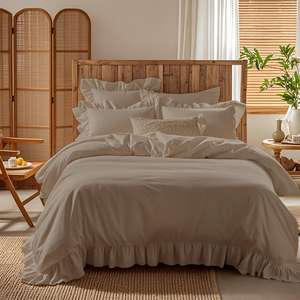 Parure de lit de luxe marron à volants 4 pièces en polycoton : housse de couette, drap-housse, taies d'oreiller - Product Image 3