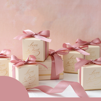Petit coffret cadeau pliable en papier d'emballage de bonbon au chocolat de luxe moderne et personnalisé à prix raisonnable pour cadeau de mariage avec ruban