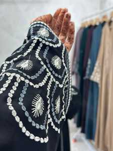 Ropa y accesorios musulmanes tradicionales Abayas bordados a mano modestos y elegantes para mujer - Product Image 2