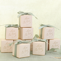 Petit coffret cadeau pliable en papier d'emballage de bonbon au chocolat de luxe moderne et personnalisé à prix raisonnable pour cadeau de mariage avec ruban