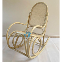 Chaise berçante en rotin pour enfants et bébés par Artex Thien Thanh fabriquée au Vietnam