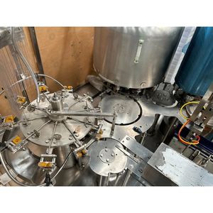 Máquinas de llenado de bolsas de Metal y vidrio de plástico PET de 40 BPM Capacidad de 2000bph para bebidas Cerveza Jugo Leche-1 año de garantía 200ml-500ml - Product Image 5