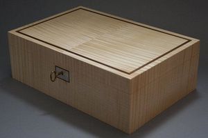 Cadeau et boîte à bijoux en bois massif de meilleure qualité pour la décoration intérieure Décoration de Noël longue durée polie - Product Image 3