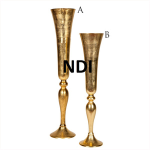 Luxury Decorative Flower <b>Vases</b> Eco Friendly <b>Unique</b> Style Flower <b>Vases</b> Gold Plated Finishing Flower <b>Vases</b> For Wedding Hotel Home - Product Image 1