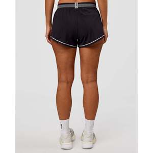 Shorts de course mi-longs réfléchissants pour femmes - Style short chaud en polyester-spandex respirant avec ceinture à logo - Product Image 4