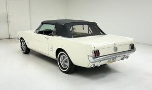 Mustang Convertible Usado de Buena Calidad, Año 1966, Motor 289 V8, con Bajo Kilometraje - Product Image 5