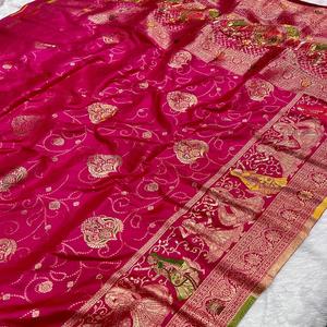 Sari en soie pure Dola, tissage jacquard, avec pallu et bordure riches en zari, motif Meenakari Bandhani - Product Image 1