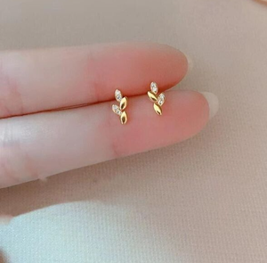 Premium Quality High Quality 10K Yellow Gold Stud <b>Earrings</b> Natural Lab Grown Cut Diamonds IGI Certified Trendy Wedding Party - Product Image 1