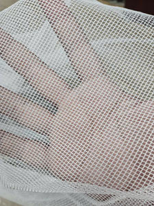 ผ้ามุ้งกันยุงและผ้าทูลเนื้อถักลายเพชร โพลีเอสเตอร์ 100% น้ำหนักเบา สีพื้น ความหนาแน่น 1.5 มม. 25GSM เส้นด้าย 50/24D - Product Image 2