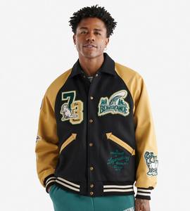 Chaqueta Varsity al por Mayor con Mangas de Cuero Vacuno, Parches Bordados con Logotipo, Ropa de Estilo Urbano, Uniforme Escolar de Béisbol - Product Image 1