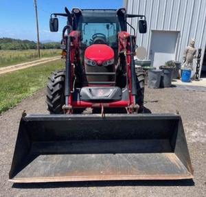 2022 Massey Ferguson 4709 4WD Utility Tractor Powerhouse con componentes centrales Bomba Motor Caja de cambios - Product Image 1