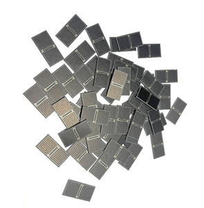 Célula solar de arseniuro de galio de triple unión - Product Image 1
