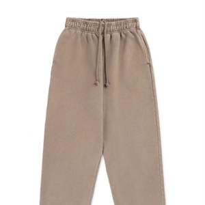 Pantalones de chándal para correr básicos esenciales para hombre: adaptados para la comodidad, aspecto elegante para gimnasio, exteriores y ropa informal - Product Image 5