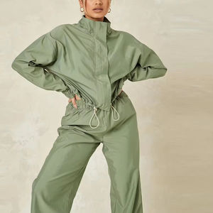 Ensemble tendance OEM 2 pièces pour femme, coupe-vent, logo personnalisé, coupe ajustée, coupe-vent pour femme, à porter en hiver - Product Image 2