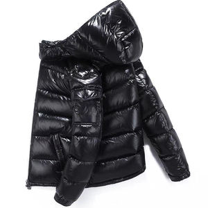 Manteau en duvet Hommes Bright Face Trend Hooded Short Thick Winter Bomber Shiny Puffer Veste pour homme - Product Image 4