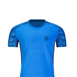 Prix de gros Uniforme de football léger et respirant Logo personnalisé Créez votre propre uniforme de football - Product Image 2