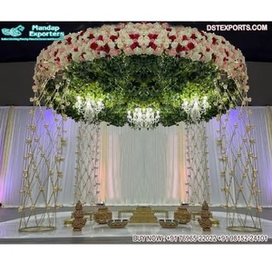 Décoration romantique de mariage, pilier de bougie, Mandap, rêve, nuit de mariage, bougie éclairée, Mandap tendance, mariage, événement, décor en métal - Product Image 1