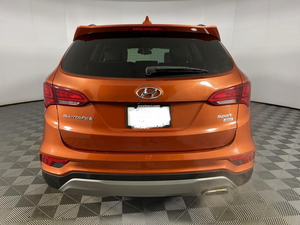 Hyundai Santa Fe Sport 2.4 I4 DGI DOHC 16V Base AWD Transmission Automatique SUV/Crossover d'occasion 2018 - Product Image 3