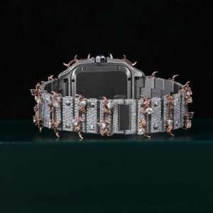 Montre Hip Hop de luxe personnalisée en moissanite entièrement cloutée avec cadran carré en acier inoxydable de qualité supérieure - Product Image 4