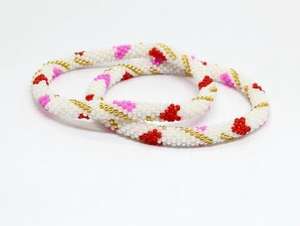 Pulsera de cuentas de arco iris brillante para días de diversión Pulsera de cuentas inspirada en el océano para amantes de la playa de MD Handicraft - Product Image 4